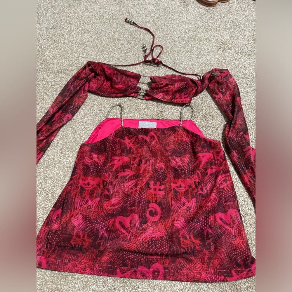 Outcast 2 piece